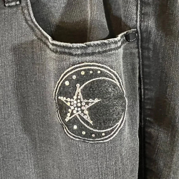 Torrid Black Jeans High Rise Ultra Skinny Size 20 Patchwork Moon Star Rhinestone - Picture 5 of 13